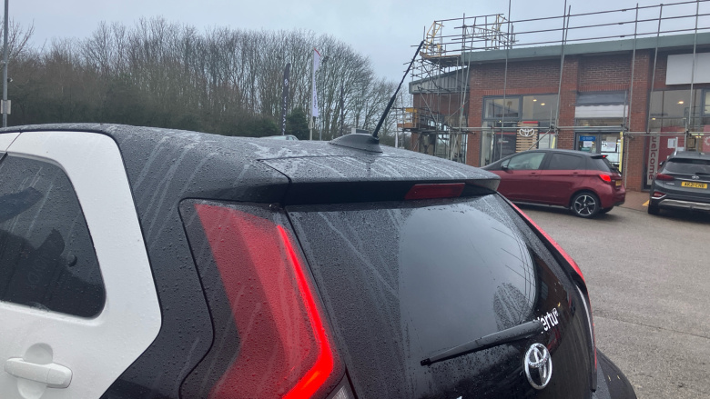 Toyota Aygo X 1.0 VVT-i Edge 5dr Petrol Hatchback